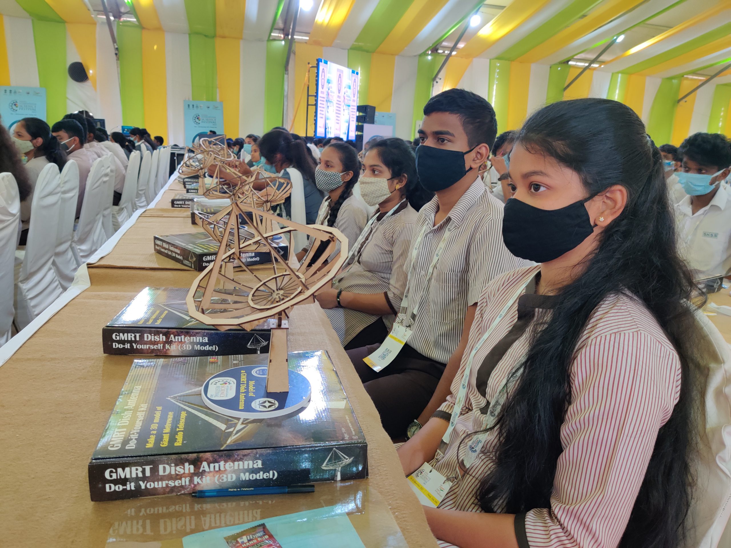 Students Participating In Guinness World Record along with 1500 other students